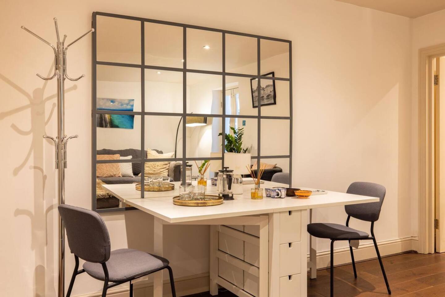 Niru Experience Hidden Gem In Chelsea 2Bd 2Ba Apartment London Exterior photo