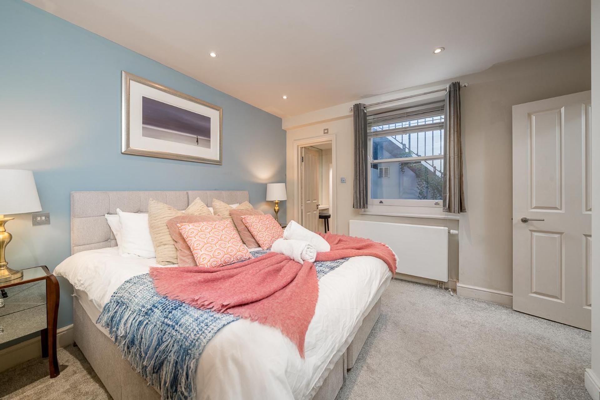 Niru Experience Hidden Gem In Chelsea 2Bd 2Ba Apartment London Exterior photo